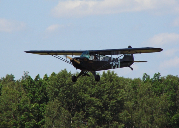 Piper L-4 Cub
